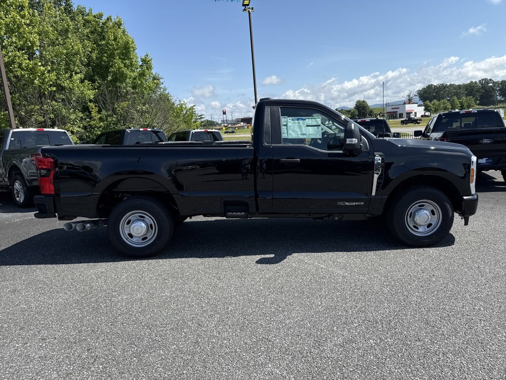 New 2025 Ford F350 XL w/ 360-Degree Camera Package RWD image 8