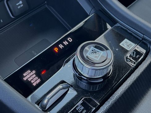 New 2024 Jeep Grand Cherokee Limited 4xe w/ Luxury Tech Group II image 20