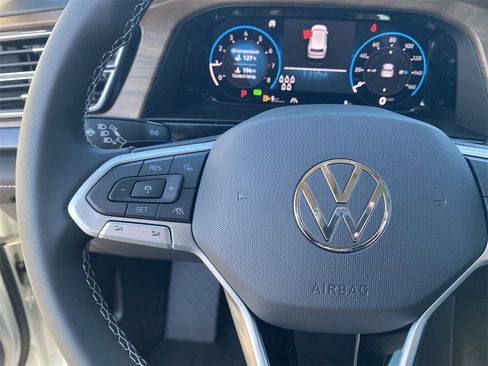 New 2026 Volkswagen Atlas SE image 20