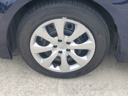 Used 2024 Toyota Corolla LE image 4