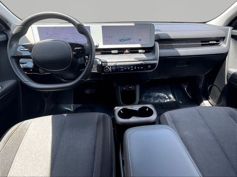 Used 2024 Hyundai Ioniq 5 SE RWD image 7