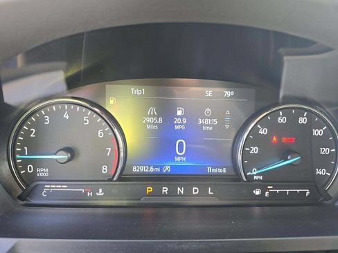 Used 2023 Ford Explorer XLT AWD/4WD image 7
