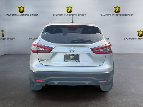 Used 2022 Nissan Rogue Sport S FWD image 4