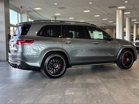 New 2025 Mercedes-Benz GLS 63 AMG 4MATIC image 3
