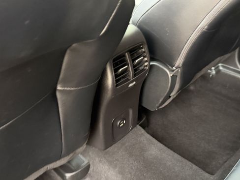 Used 2021 Ford Escape SEL FWD image 25
