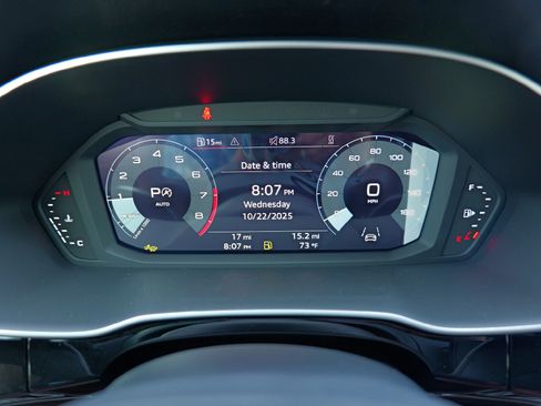 New 2025 Audi Q3 2.0T Premium image 14