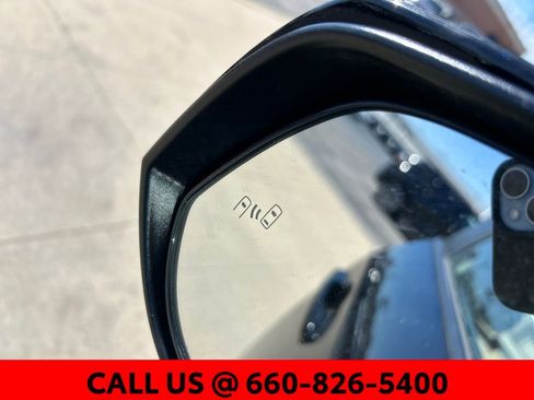 Used 2025 Toyota RAV4 XLE image 10