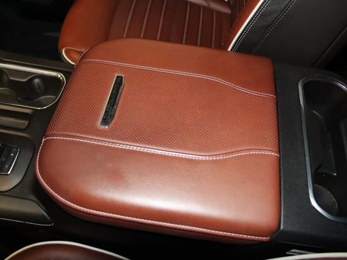 Used 2024 GMC Sierra 2500 Denali Ultimate image 61