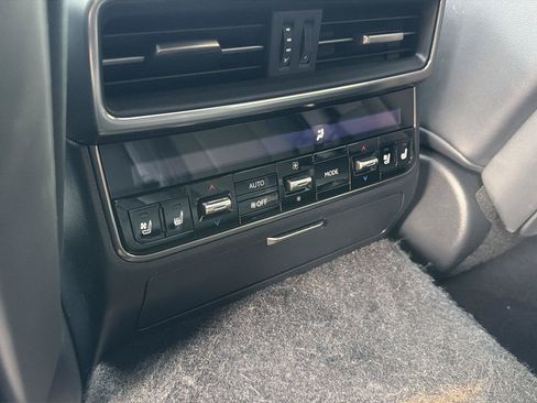 Certified 2025 Lexus LX 700h Overtrail AWD/4WD image 12