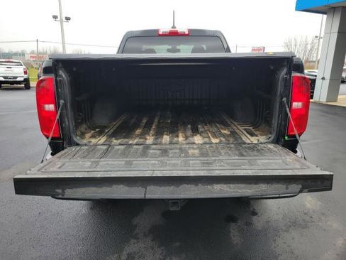 Used 2019 Chevrolet Colorado LT w/ Redline Special Edition image 9
