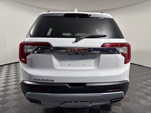 Used 2023 GMC Acadia SLT image 7