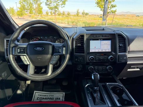 Used 2017 Ford F150 Lariat w/ Equipment Group 502A Luxury AWD/4WD image 20