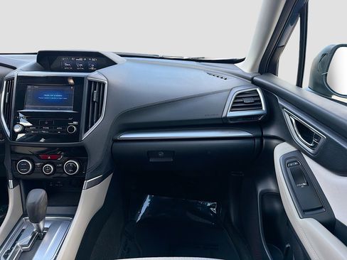 Used 2020 Subaru Forester Premium image 17