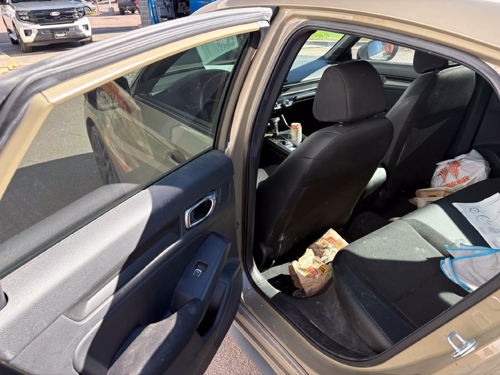 Used 2025 Honda Civic Sport image 27