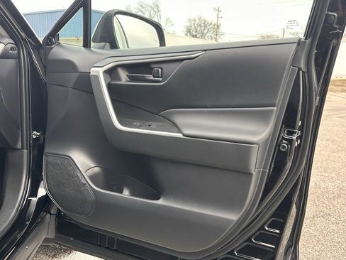 New 2025 Toyota RAV4 LE image 20