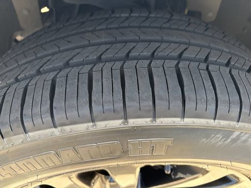 Used 2020 Ford Expedition Max Limited AWD/4WD image 11