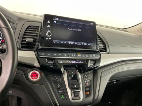 Used 2025 Honda Odyssey EX-L image 13