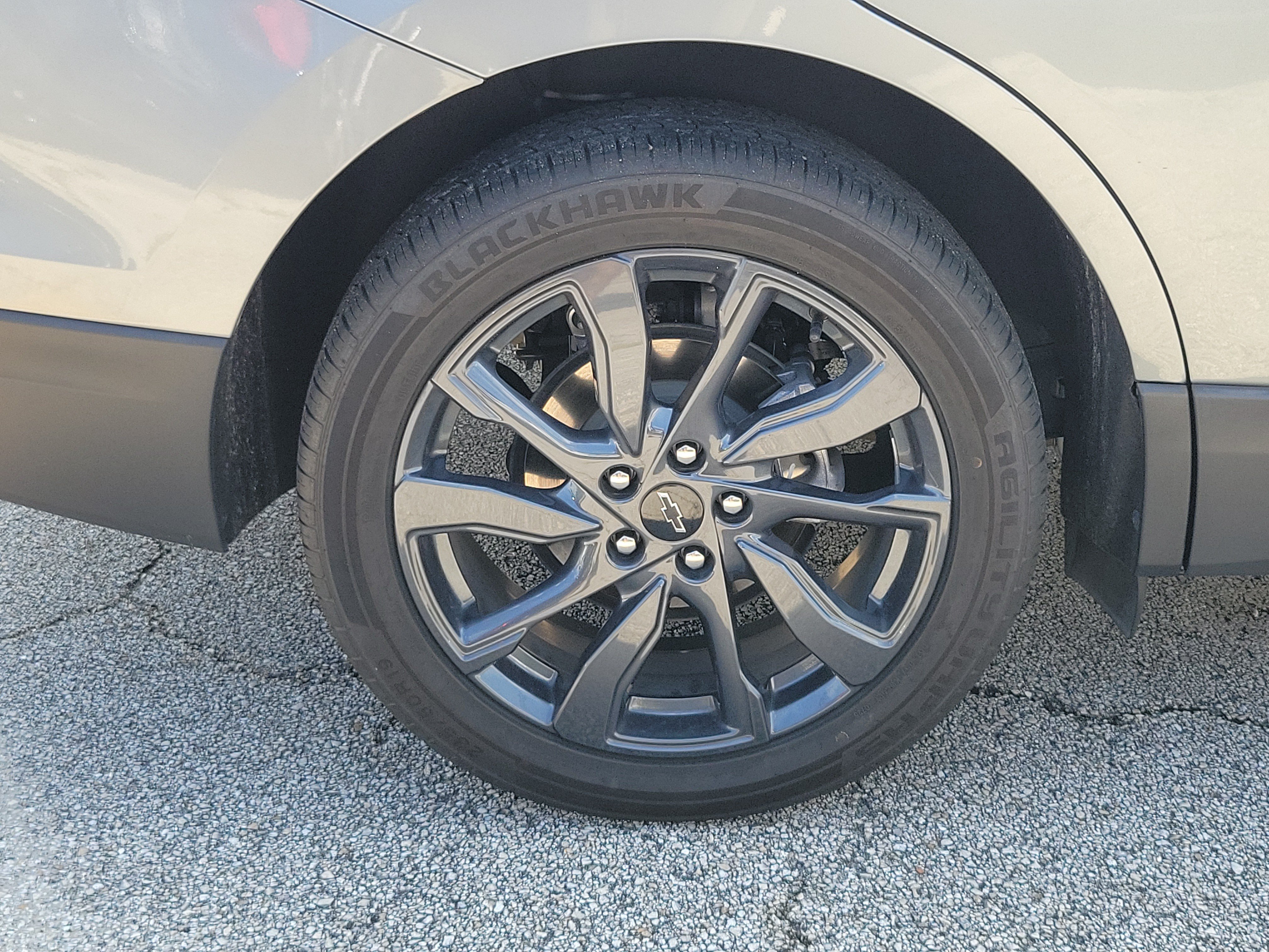 Used 2024 Chevrolet Equinox RS w/ RS Leather Package FWD image 5