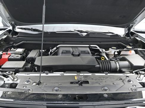 Used 2025 GMC Canyon Denali AWD/4WD image 5