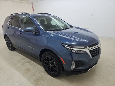 Used 2024 Chevrolet Equinox LT w/ LPO, Floor Liner Package FWD image 16