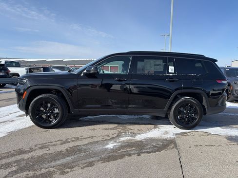 New 2026 Jeep Grand Cherokee L 4WD image 6