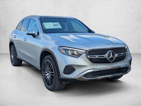 Used 2026 Mercedes-Benz GLC 300 image 7