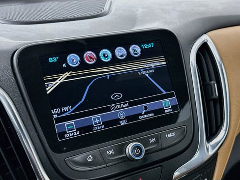 Used 2018 Chevrolet Equinox Premier w/ Infotainment II Package AWD/4WD image 22