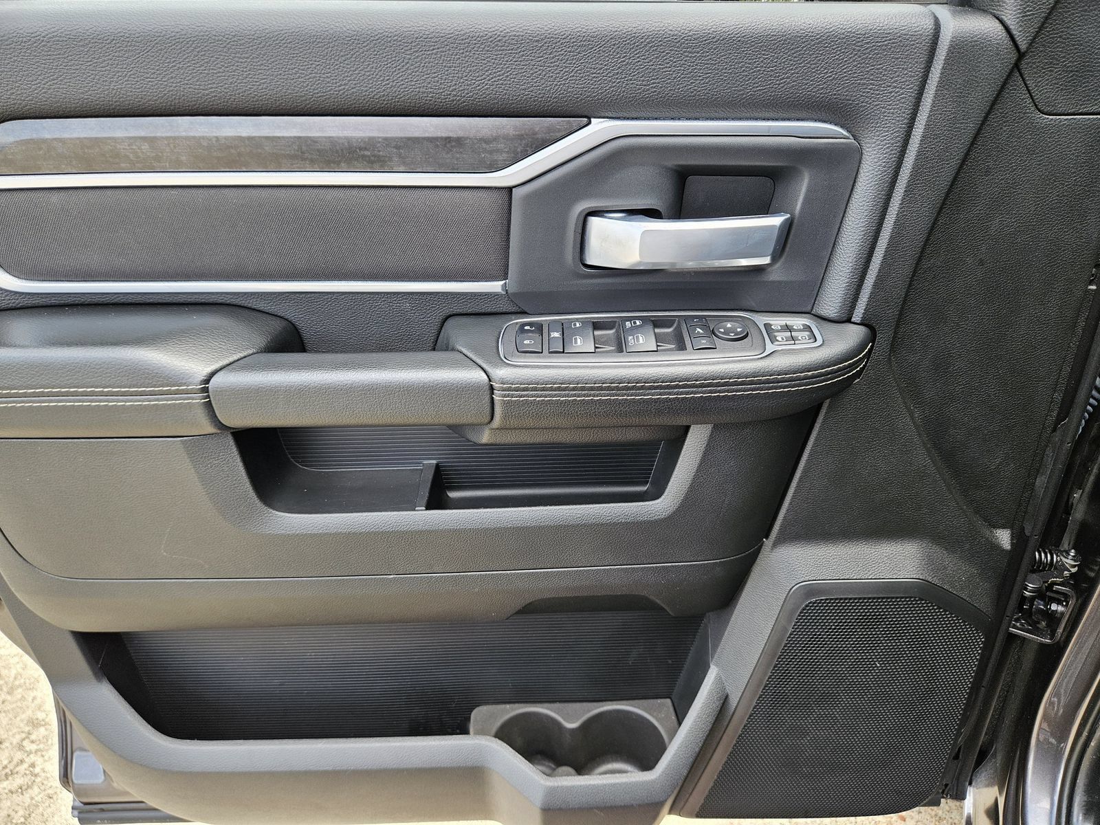 Used 2024 RAM 3500 Lone Star w/ Night Edition AWD/4WD image 14