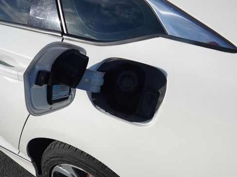 Used 2018 Honda Accord EX-L image 5