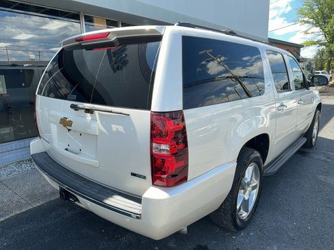 Used 2012 Chevrolet Suburban LTZ AWD/4WD image 3