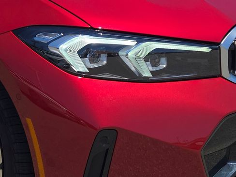 New 2026 BMW 330i Sedan w/ M Sport Package RWD image 6