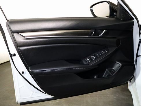 Used 2022 Honda Accord Sport image 23