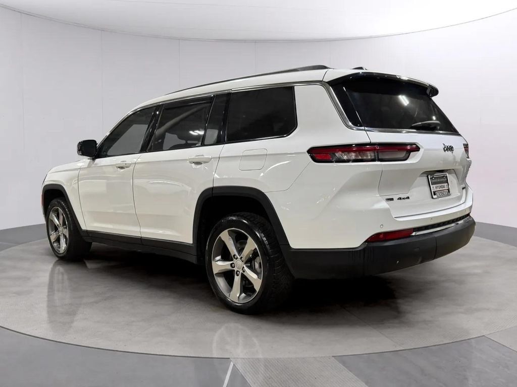 Used 2022 Jeep Grand Cherokee L Limited AWD/4WD image 5