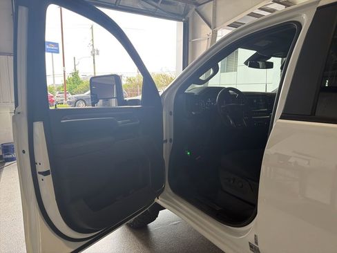 Used 2026 Chevrolet Silverado 2500 LT w/ Trail Boss Package image 5