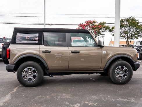 New 2025 Ford Bronco Big Bend AWD/4WD image 3