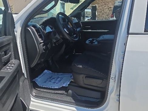 New 2026 RAM 3500 Tradesman AWD/4WD image 15