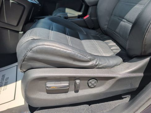 Used 2018 Honda CR-V EX-L image 9