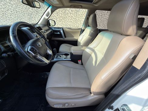 Used 2016 Toyota 4Runner SR5 Premium AWD/4WD image 18