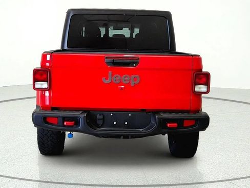 Used 2023 Jeep Gladiator Rubicon w/ Cold Weather Group AWD/4WD image 6