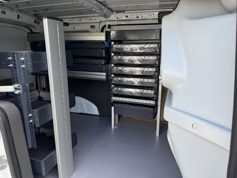 Used 2023 Ford Transit Connect XL FWD image 4