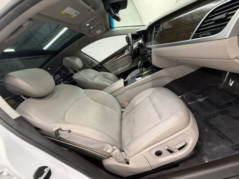 Used 2016 Hyundai Genesis 3.8 w/ Option Group 02 RWD image 24