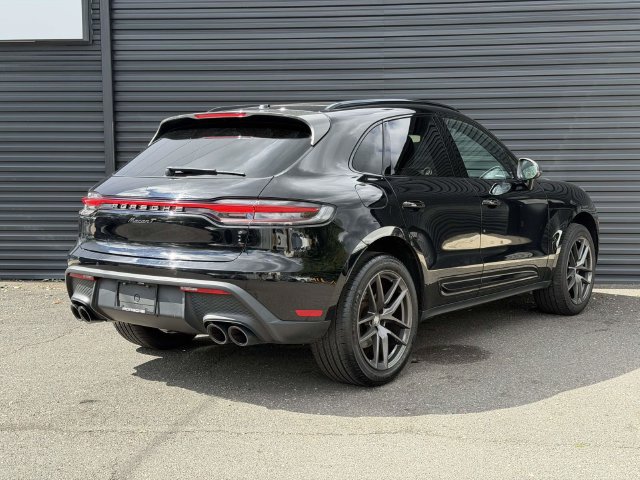 Used 2023 Porsche Macan Turbo AWD/4WD image 10