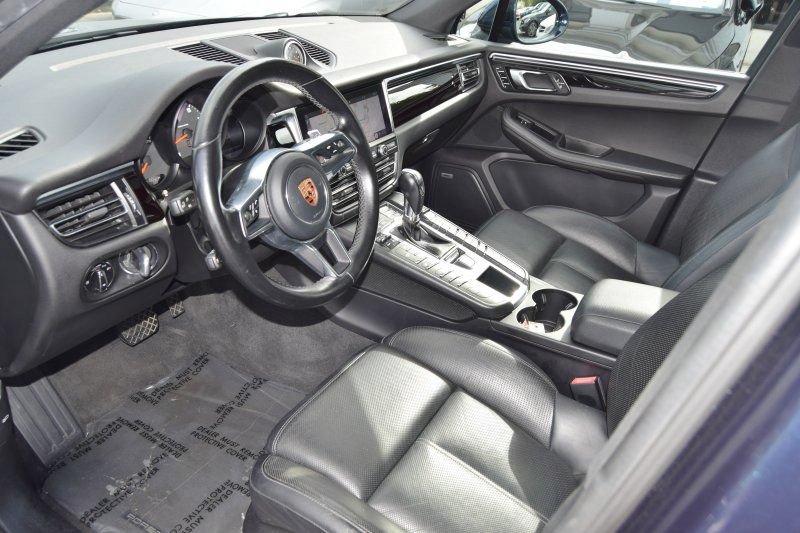 Used 2019 Porsche Macan AWD/4WD image 18