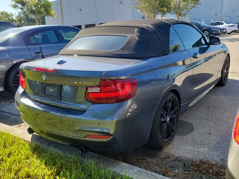 Used 2015 BMW M235i Convertible RWD image 3