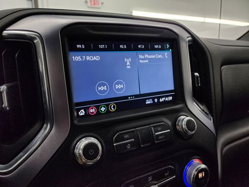 Used 2019 GMC Sierra 1500 SLE image 11