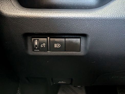 Certified 2024 Toyota RAV4 XLE AWD/4WD image 18