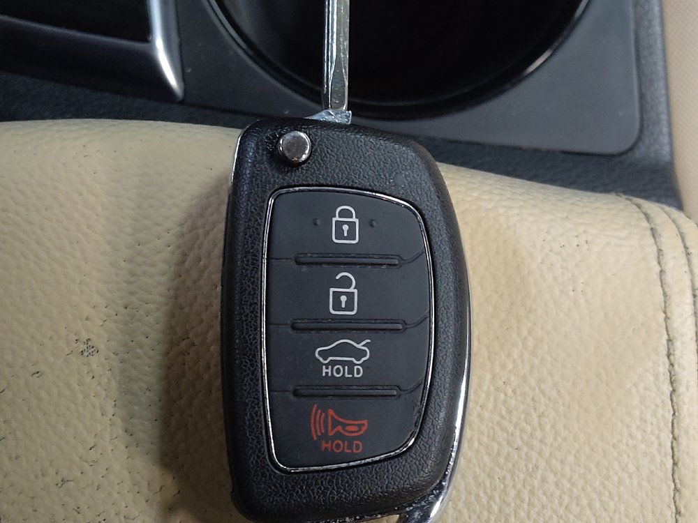 Used 2016 Hyundai Sonata SE FWD image 32