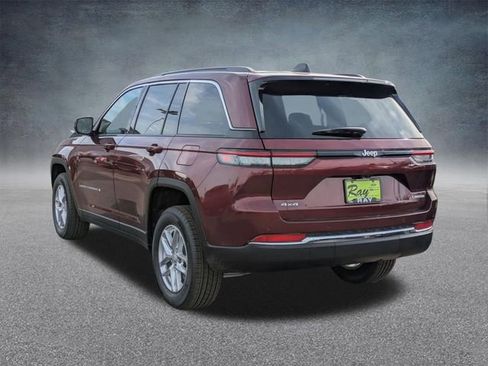 New 2026 Jeep Grand Cherokee Laredo AWD/4WD image 6