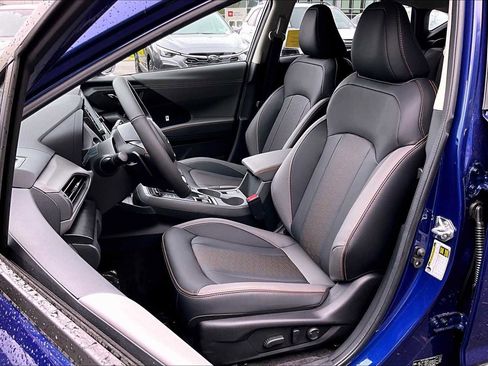 Used 2025 Subaru Crosstrek 2.5i Limited AWD/4WD image 9