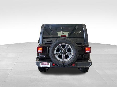 Used 2021 Jeep Wrangler Unlimited Sahara w/ Uconnect 4C Nav & Sound Group AWD/4WD image 5